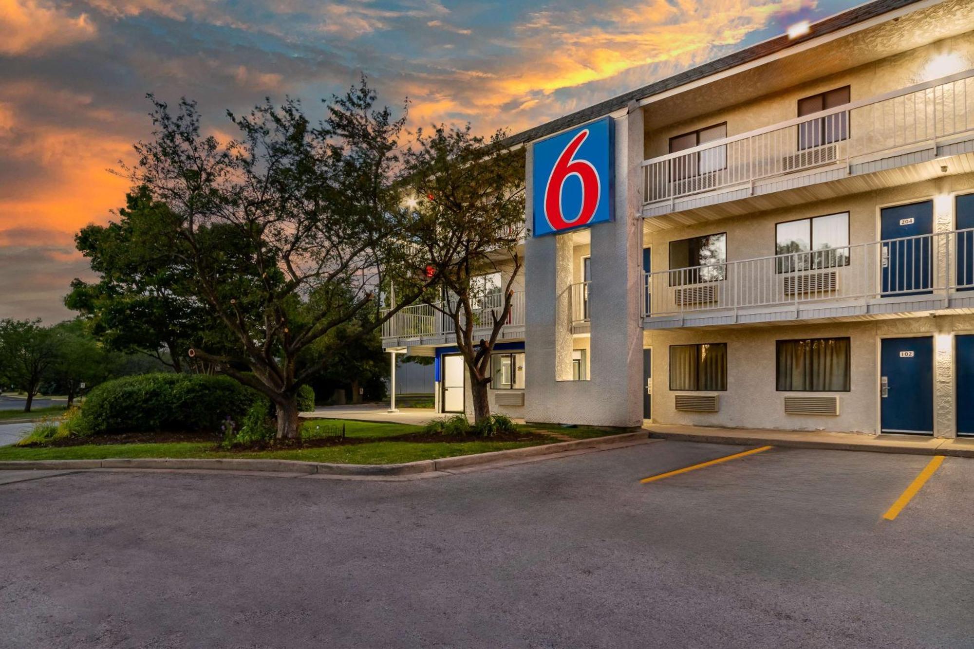 Motel 6-Rolling Meadows, Il - Chicago Northwest ภายนอก รูปภาพ