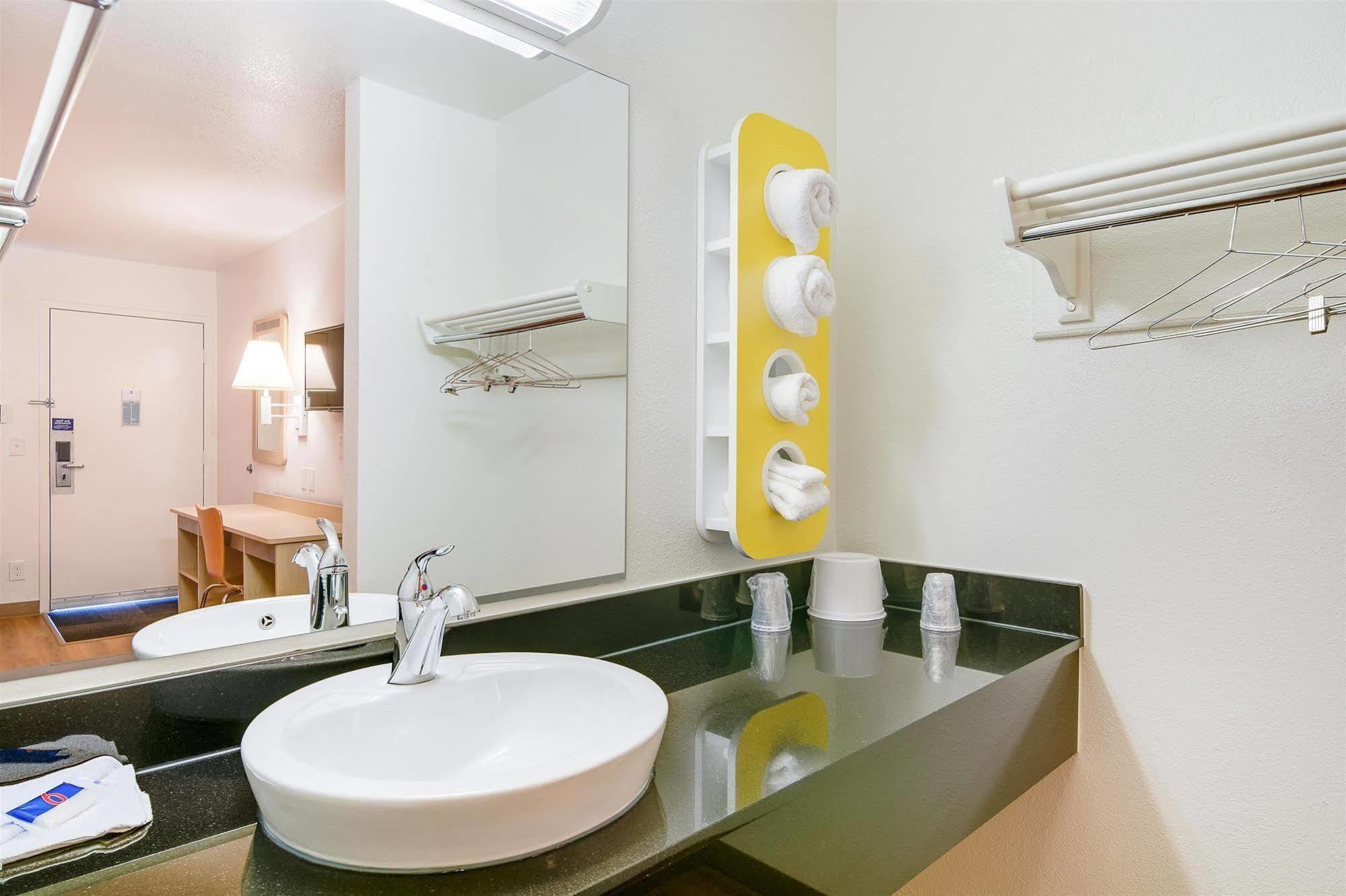 Motel 6-Rolling Meadows, Il - Chicago Northwest ภายนอก รูปภาพ