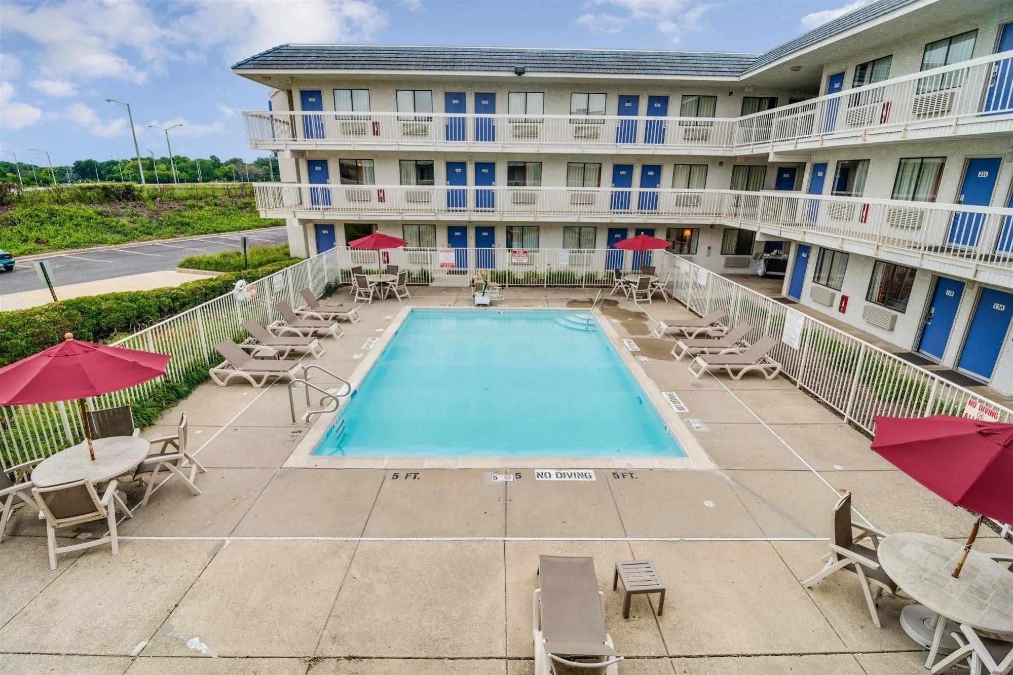 Motel 6-Rolling Meadows, Il - Chicago Northwest ภายนอก รูปภาพ